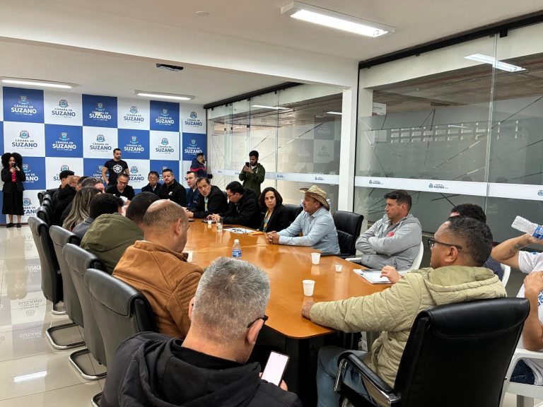 Vereadores de Suzano participam de reunião com representantes da Sabesp IMG 20250827 WA0023