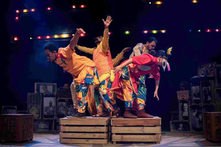 Grupo Pombas Urbanas apresenta espetáculo teatral “Florilégio” em Campinas e Valinhos FlorilC3A9gio GrupoPombasUrbanas FotodeRicardoAvellar5