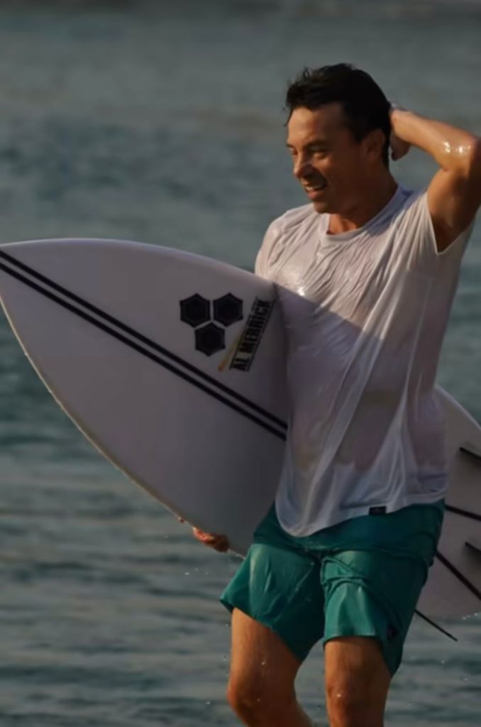 Mogiano e ícones do Surf mundial estreiam no streaming em documentário sobre Esporte e saúde mental 4 IMG 20251020 WA0096