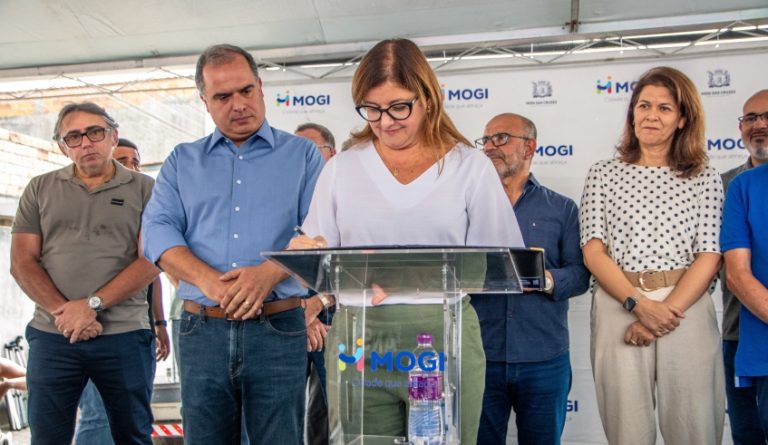 Prefeita Mara Bertaiolli anuncia o maior pacote de pavimentação na Vila Nova Jundiapeba 202511281723206929f6a8d4abb