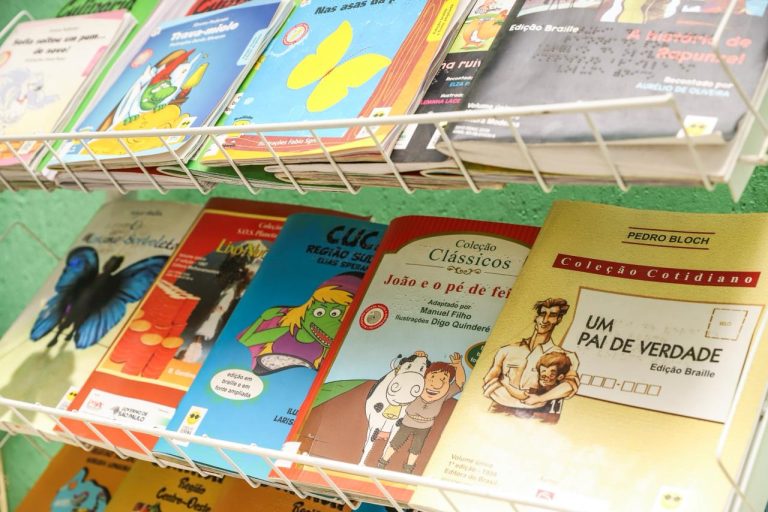 Biblioteca de Ferraz de Vasconcelos tem acervo com mais de 3 mil livros wp header logo 883