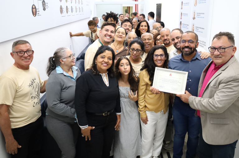 Fundacc recebe moção na Câmara Municipal pela 16ª encenação da Paixão de Cristo MoC3A7C3A3o PaixC3A3odeCristo28129