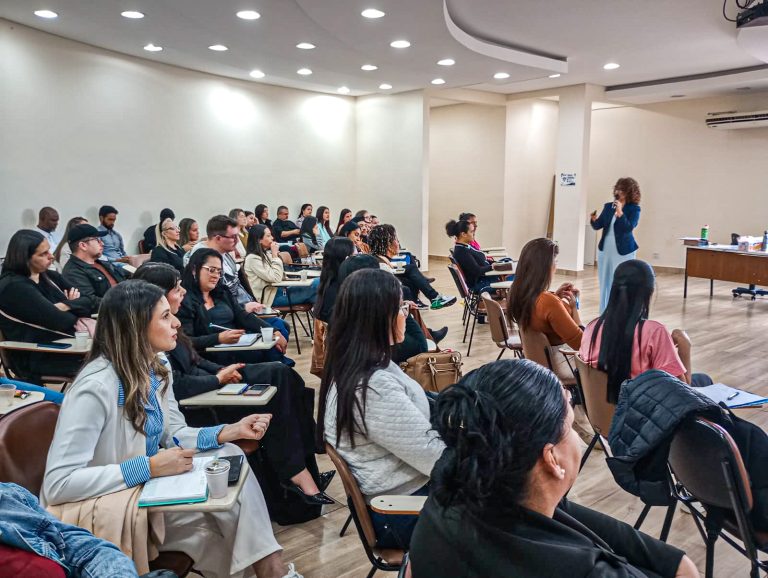 Prefeitura realiza integração de novos servidores wp header logo 2730