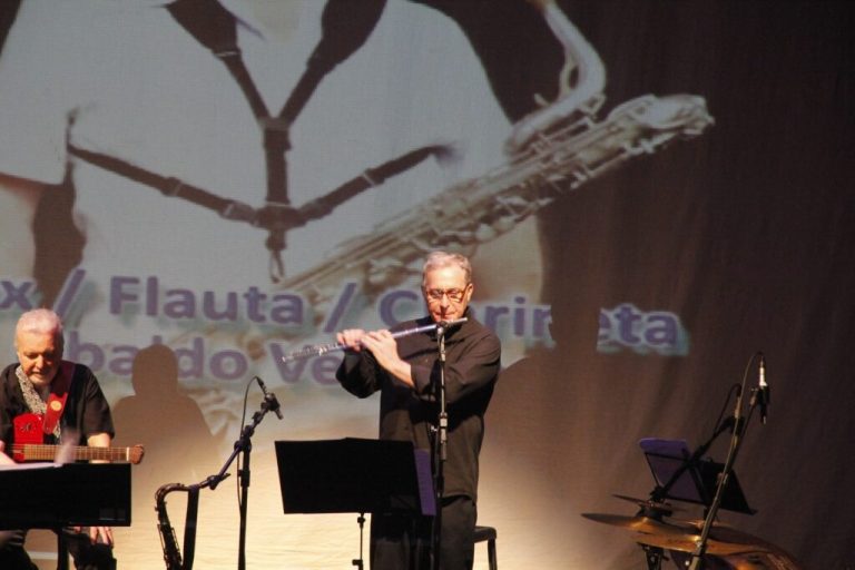 Teatro do Engenho recebe show do projeto Por trás da Canção wp header logo 2914