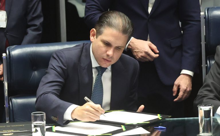 Motta: Somos um país que valoriza o trabalho sem esquecer o trabalhador wp header logo 3096