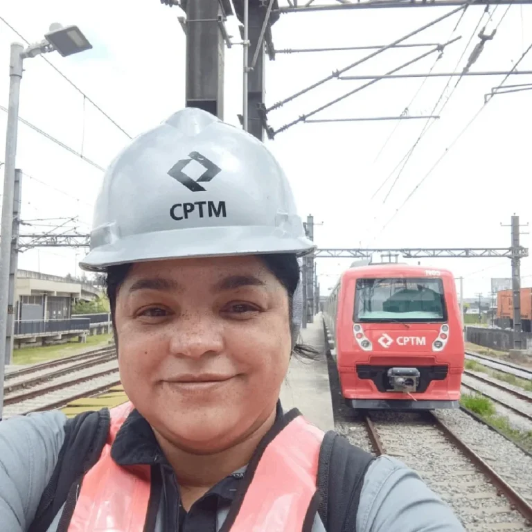 CPTM homenageia maquinistas de diferentes gerações no dia dedicado à profissão wp header logo 3736